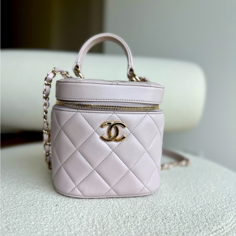 Chanel vanity case in limited edition light pink